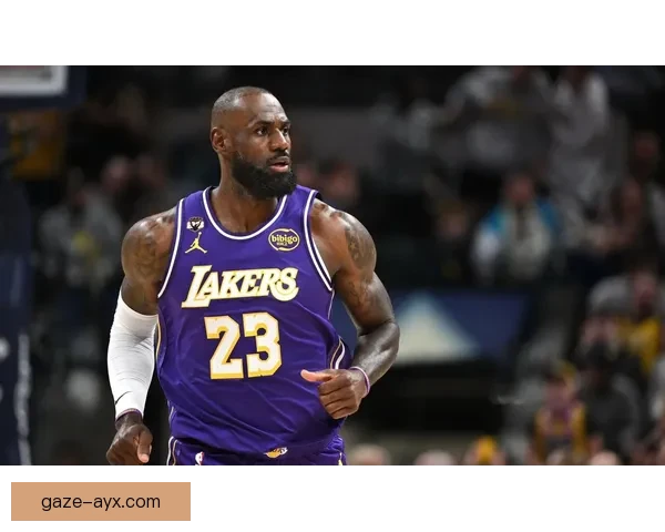 湖人大战勇士赛前焦点解析詹姆斯状态与球队战术调整